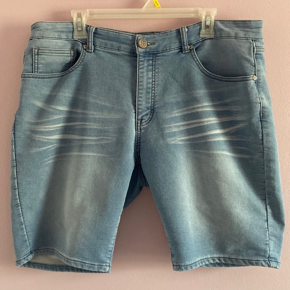 VGB - Vintage Genes Black Slim Fit Denim Shorts Light faded wash W36